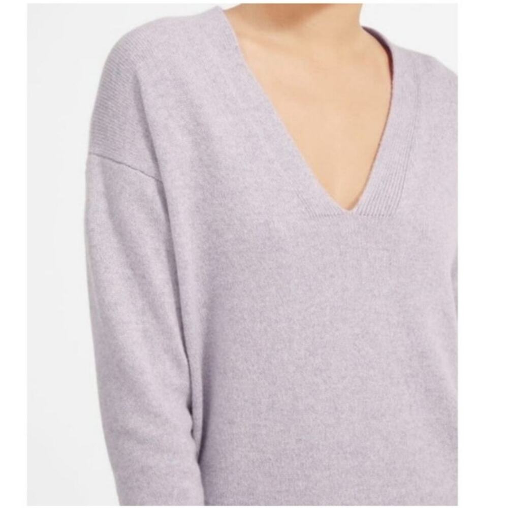 Everlane 100% Cashmere V-Neck Sweater Heathered Lavender Size Small - Picture 2 of 7